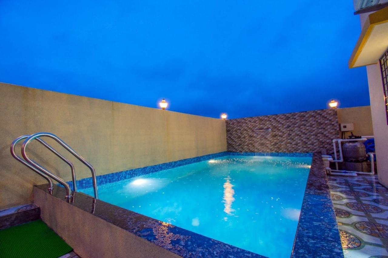Beauty And The Beast 4Bhk Villa Lonavala Exteriör bild